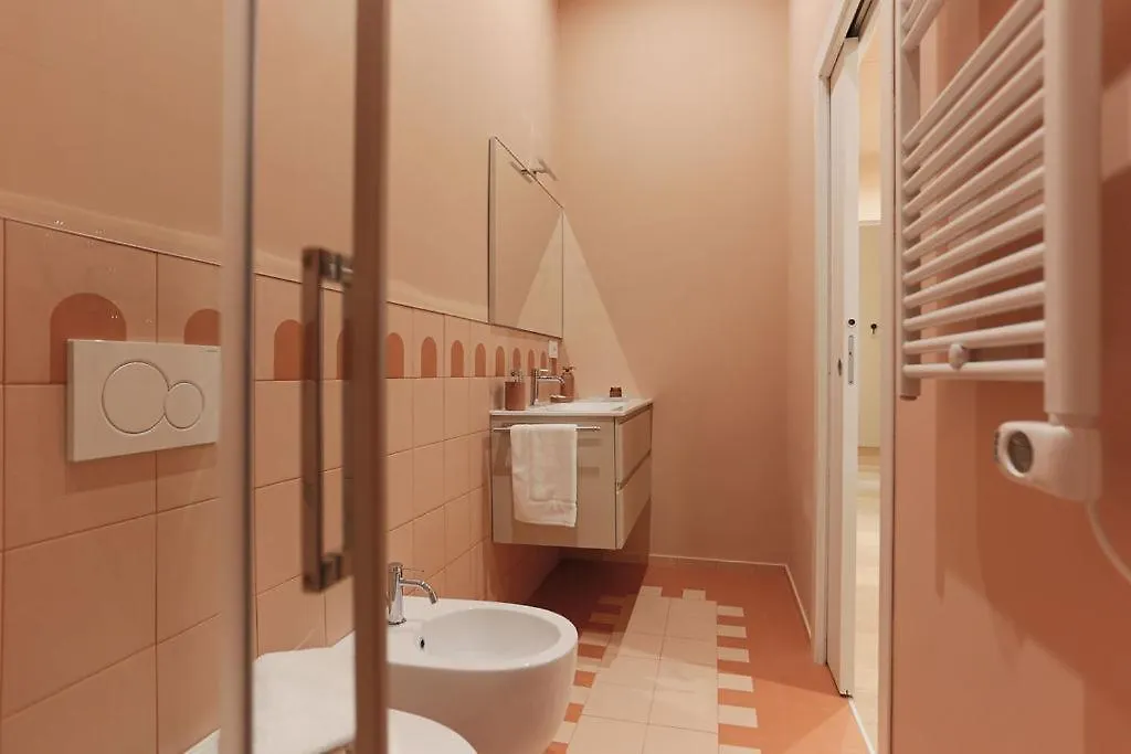 The Best Rent - Characterful Two-Bedroom Flat Steps From Palestro Milan